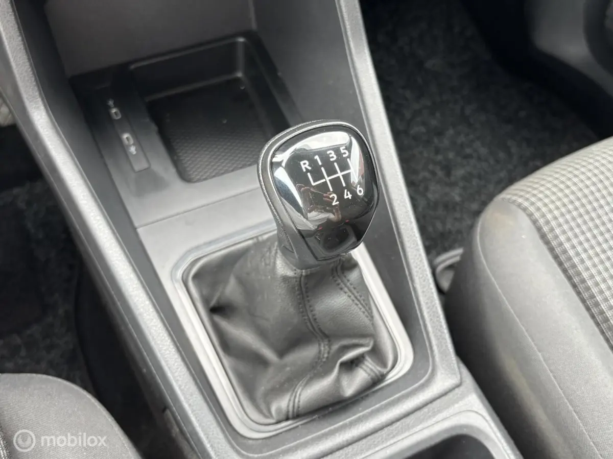 2.0 TDI Economy Business | Cruise | Airco | Apple Carplay/Android Auto |