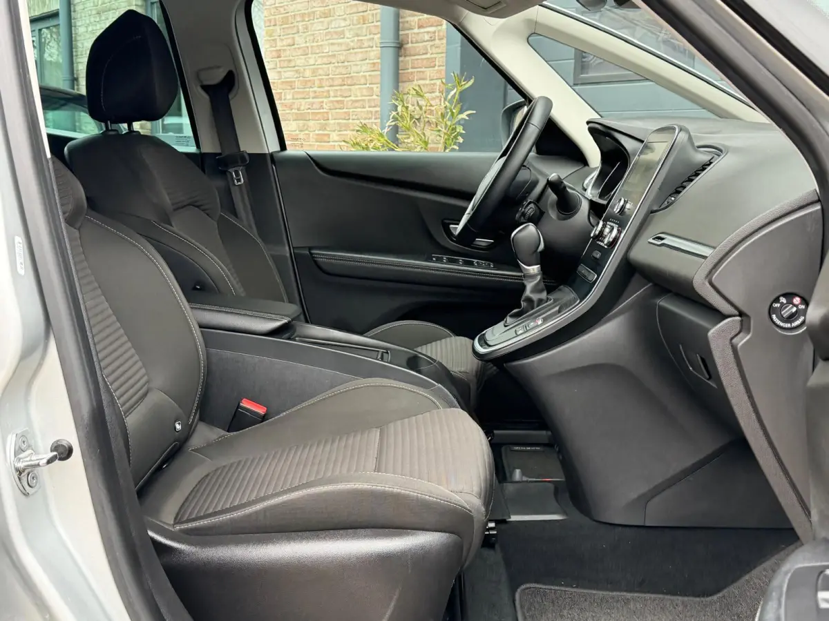 1.3 TCe Equilibre|7-Persoons|AIRCO|NAVI|AUTOMAAT|CAMERA|CARPLAY|