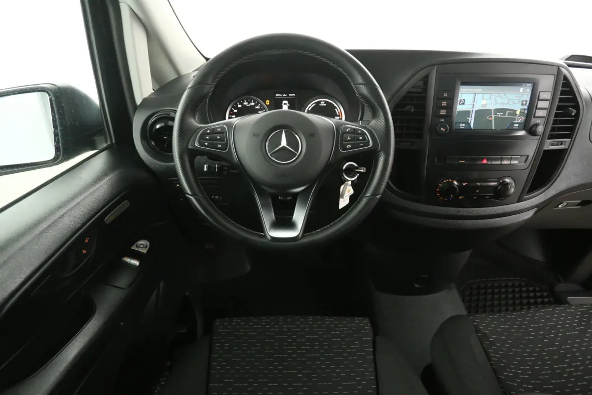 Lang 66 kWh | Snelladen | SOH 97% | Airco | Cruise | Camera | Carplay | 3 Zits | Navi | Parkeersens.