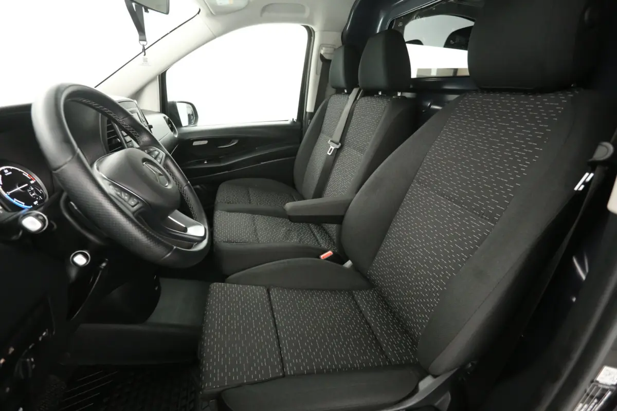 Lang 66 kWh | Snelladen | SOH 97% | Airco | Cruise | Camera | Carplay | 3 Zits | Navi | Parkeersens.