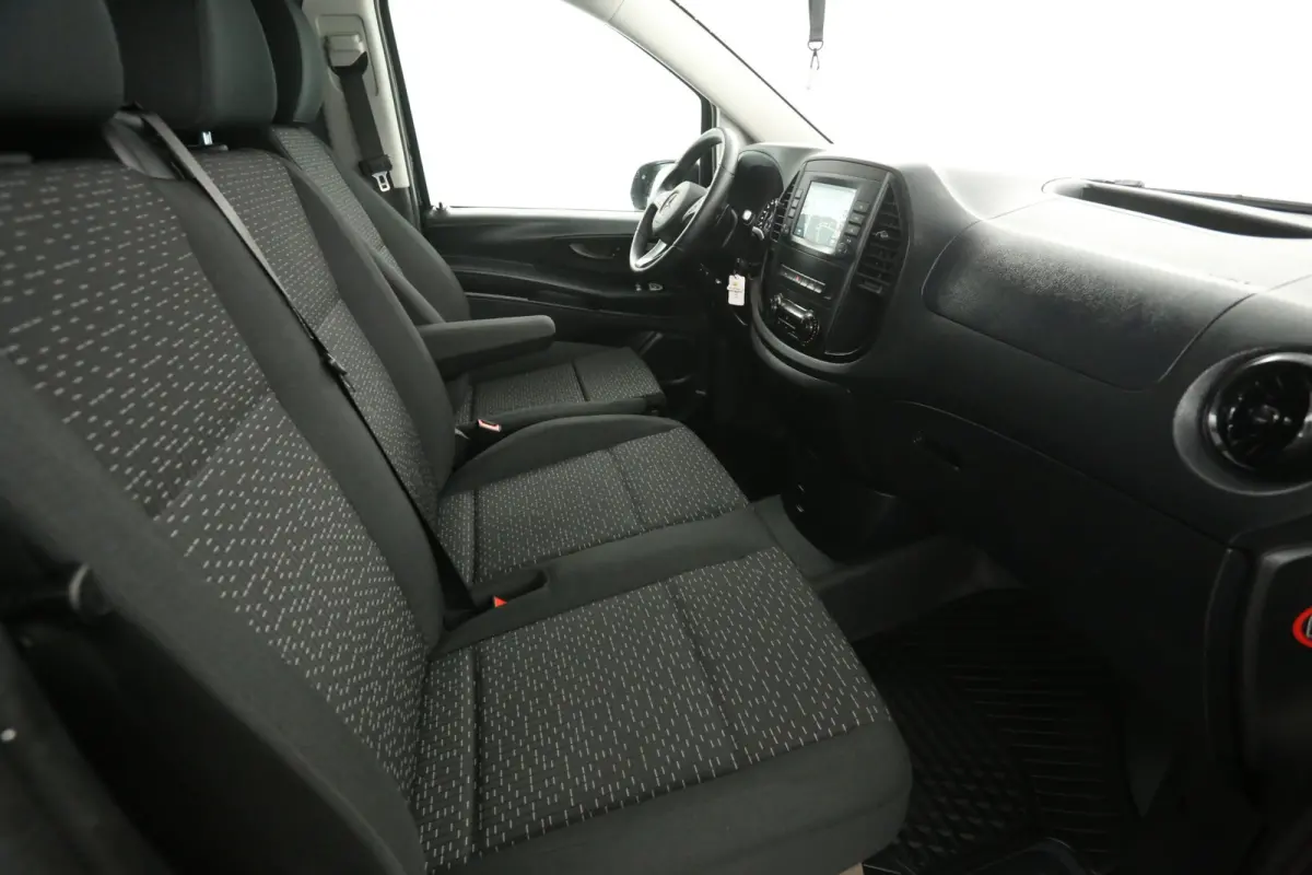 Lang 66 kWh | Snelladen | SOH 97% | Airco | Cruise | Camera | Carplay | 3 Zits | Navi | Parkeersens.