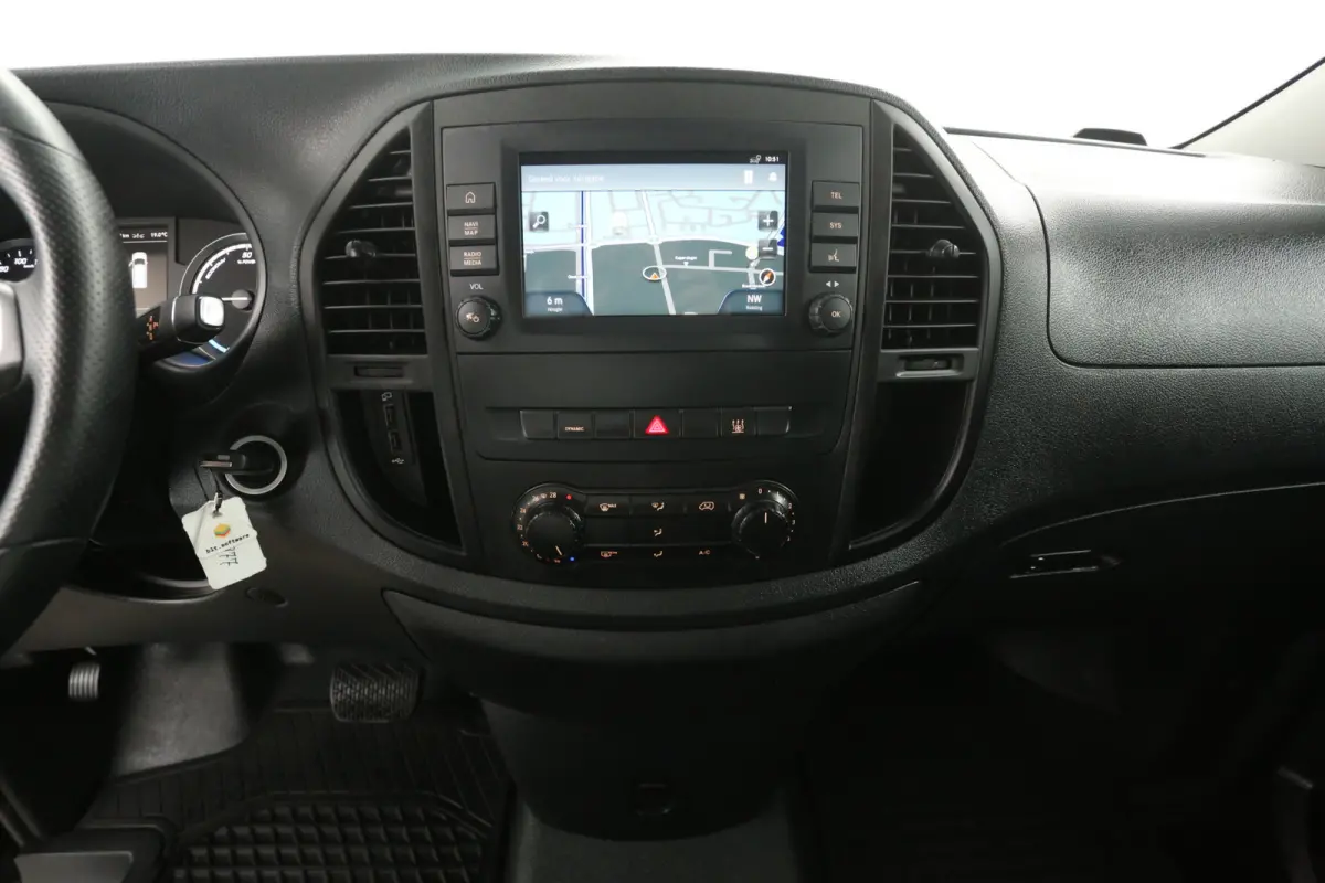 Lang 66 kWh | Snelladen | SOH 97% | Airco | Cruise | Camera | Carplay | 3 Zits | Navi | Parkeersens.
