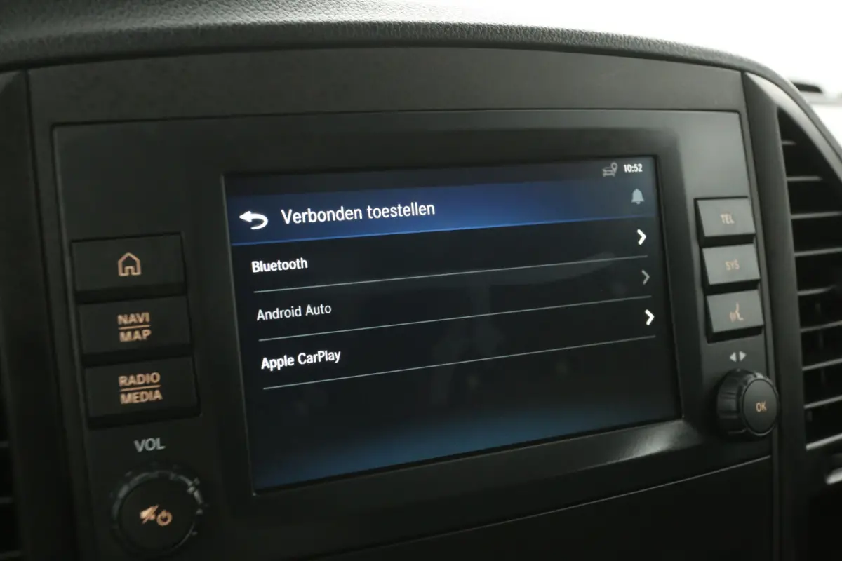Lang 66 kWh | Snelladen | SOH 97% | Airco | Cruise | Camera | Carplay | 3 Zits | Navi | Parkeersens.