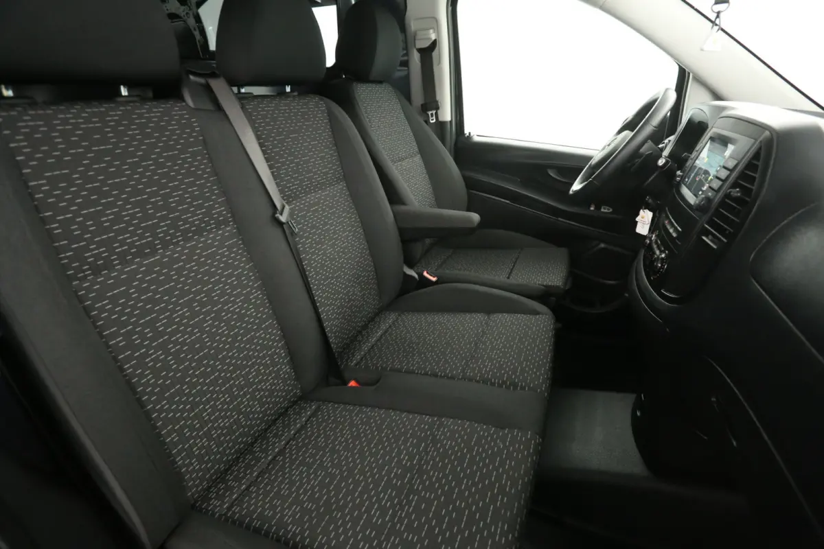 Lang 66 kWh | Snelladen | SOH 97% | Airco | Cruise | Camera | Carplay | 3 Zits | Navi | Parkeersens.