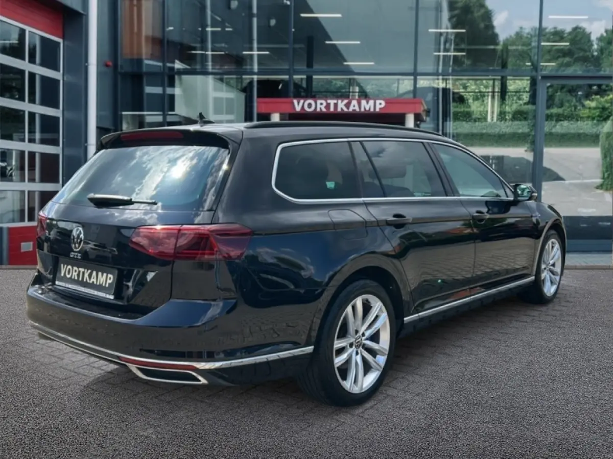 1.4 TSI GTE PANO-DAK/TREKHAAK/CAMERA/ELEK-KLEP/ACC/IQ/STOELVERW