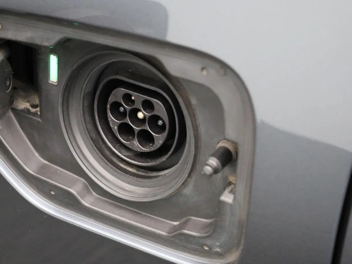 330e | Automaat | Parkeersensoren | Climate Control | Cruise Control |