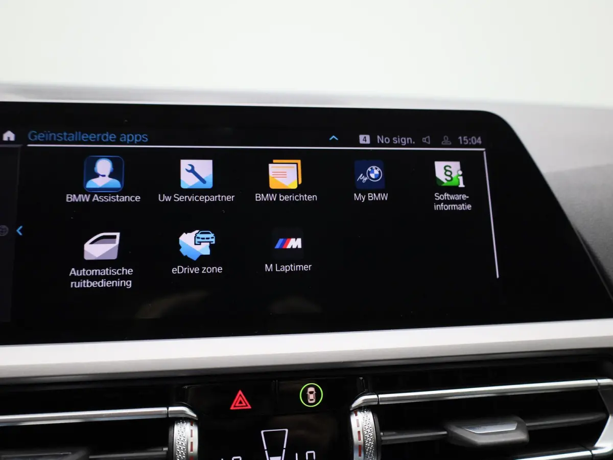 330e | Automaat | Parkeersensoren | Climate Control | Cruise Control |