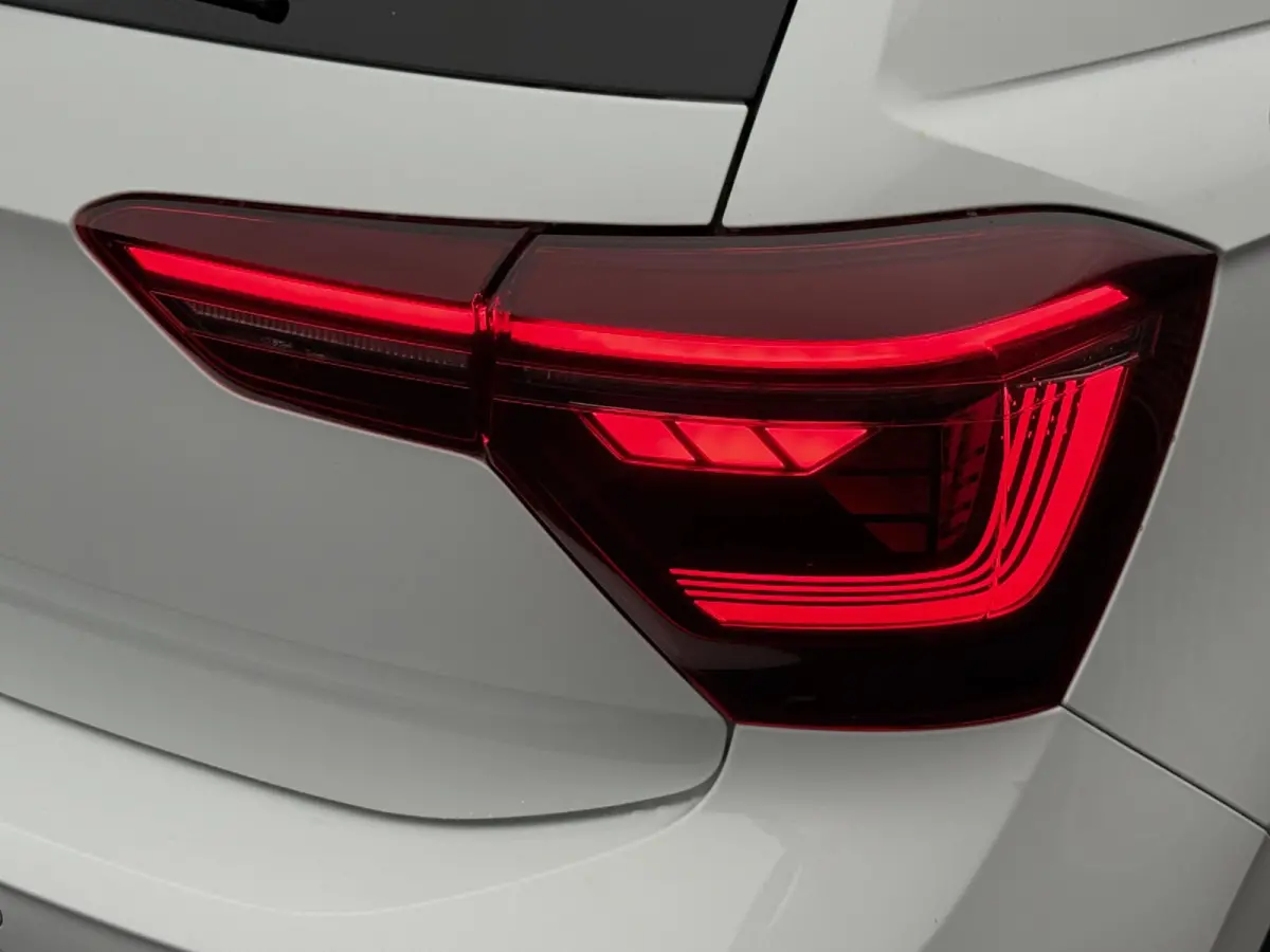 1.0 TSI R-Line | Automaat |