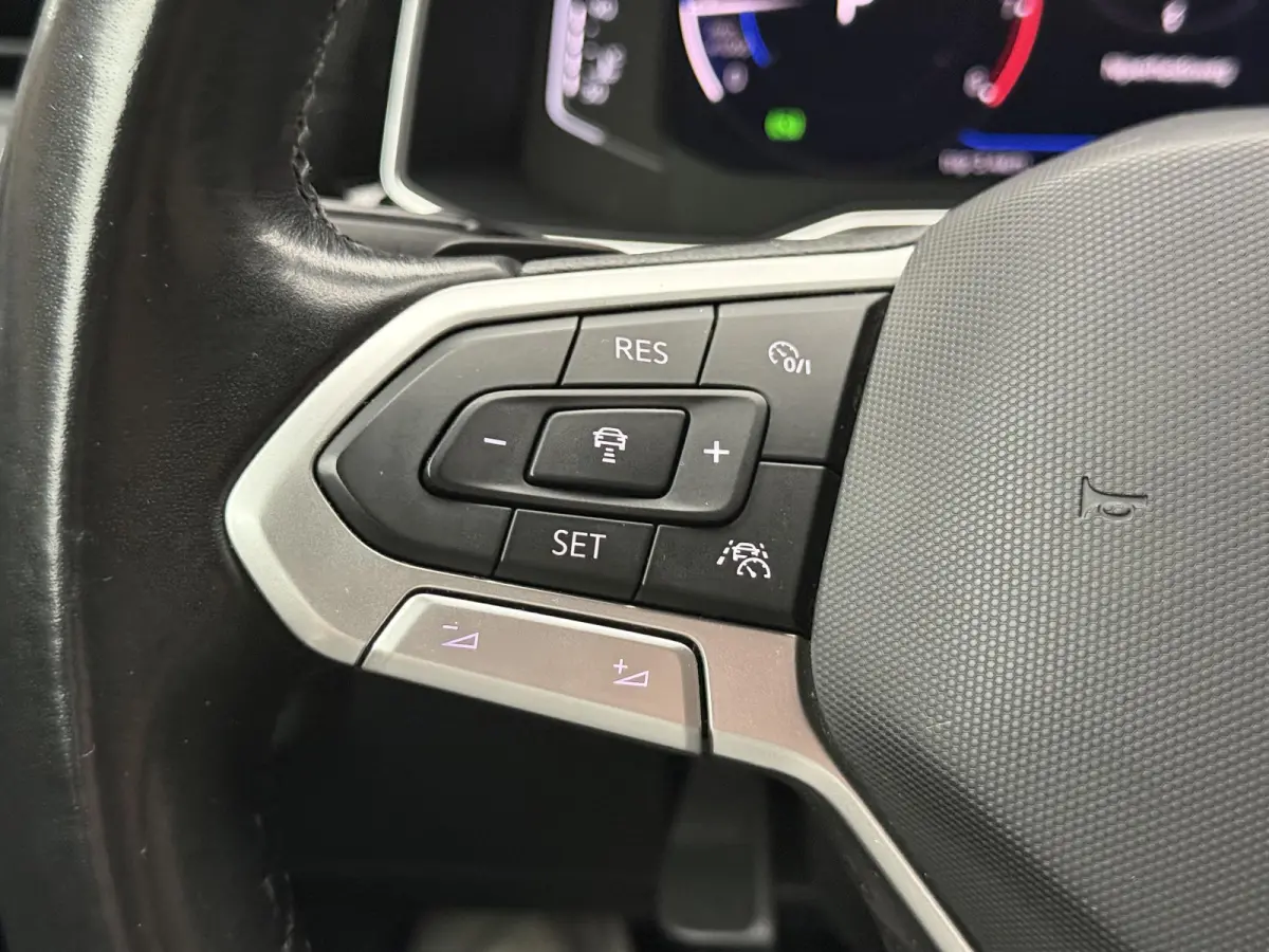 1.0 TSI R-Line | Automaat |