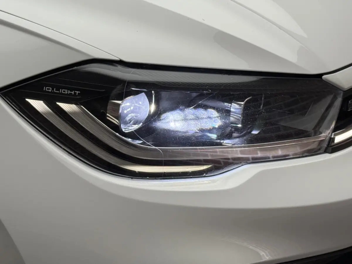 1.0 TSI R-Line | Automaat |