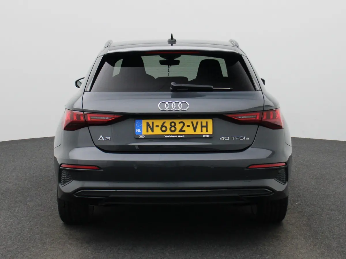 40 TFSI e Business edition | AUTOMAAT | CAMERA | VIRTUAL COCKPIT | ADAPTIVE CRUISE CONTROL | PRIVACY GLASS | STOELVERWARMING | CLIMATE CONTROL | DRIVE SELECT