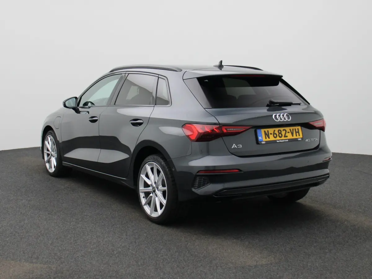 40 TFSI e Business edition | AUTOMAAT | CAMERA | VIRTUAL COCKPIT | ADAPTIVE CRUISE CONTROL | PRIVACY GLASS | STOELVERWARMING | CLIMATE CONTROL | DRIVE SELECT