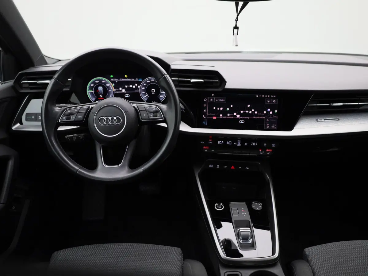 40 TFSI e Business edition | AUTOMAAT | CAMERA | VIRTUAL COCKPIT | ADAPTIVE CRUISE CONTROL | PRIVACY GLASS | STOELVERWARMING | CLIMATE CONTROL | DRIVE SELECT