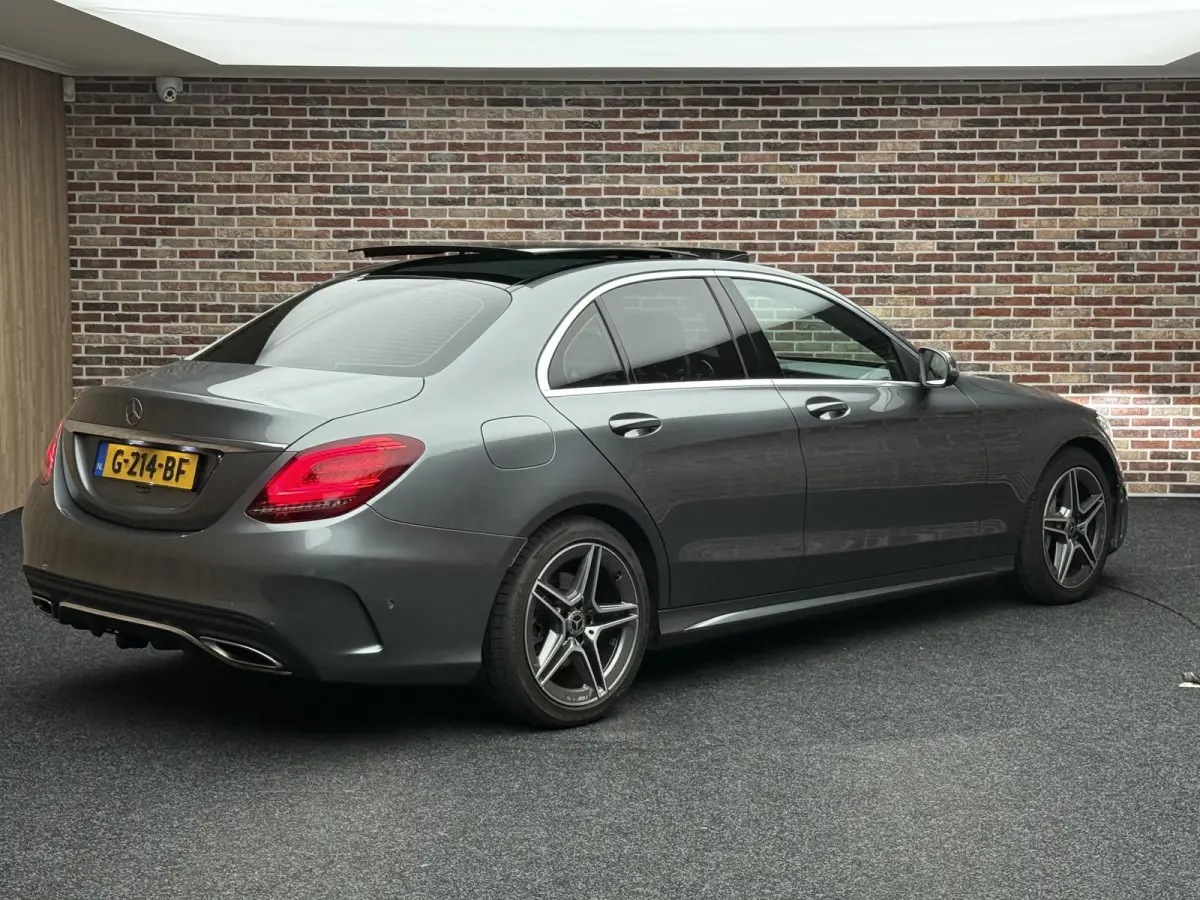 180 AMG | Pano |