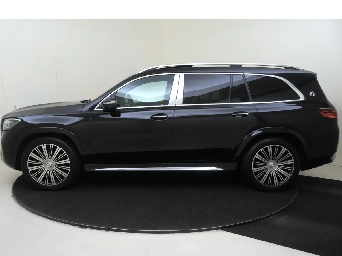 Maybach 600 4MATIC / Premium Plus/ First Class/ E-Active Body Control/ 22 inch/ Burmester/