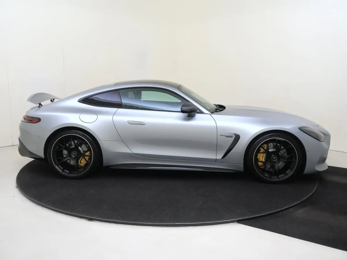 AMG 63 4MATIC+ / Premium Plus/ Panoramadak/ 21 inch/ FULL PPF/ Burmester/ Carbon int/ Perf. stoelen
