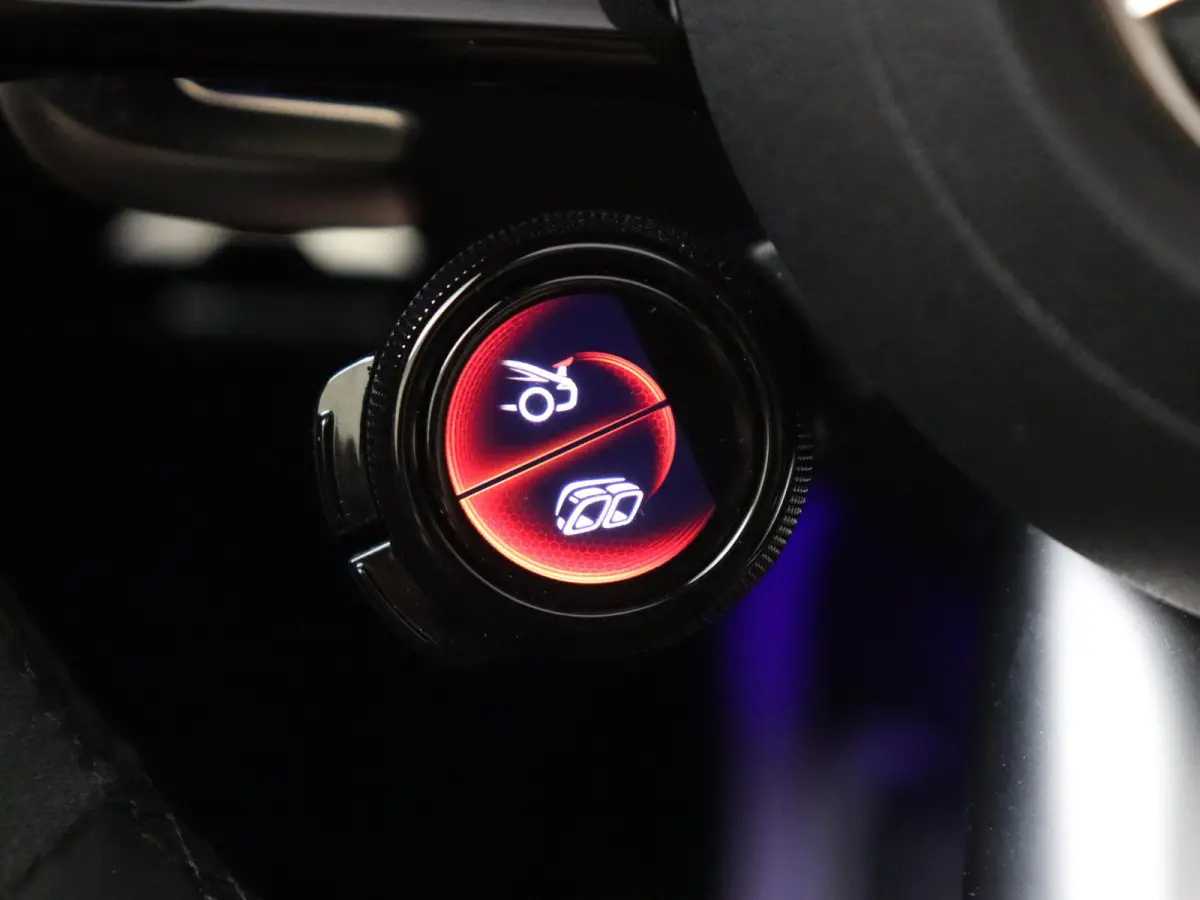 AMG 63 4MATIC+ / Premium Plus/ Panoramadak/ 21 inch/ FULL PPF/ Burmester/ Carbon int/ Perf. stoelen