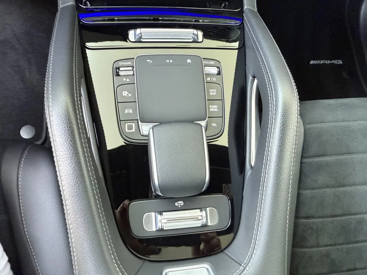 400 e 4MATIC AMG Line / Panoramadak/ Burmester/ 21 inch/ Memory/ El. Trekhaak/ Magic Vision