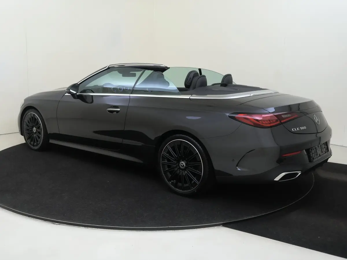 180 AMG Line / 20 inch/ Memory/ Sfeerverlichting/ AIRCAP/ AIRSCARF