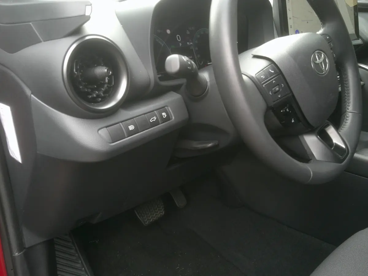 1.8 Hybrid 140 First Edition