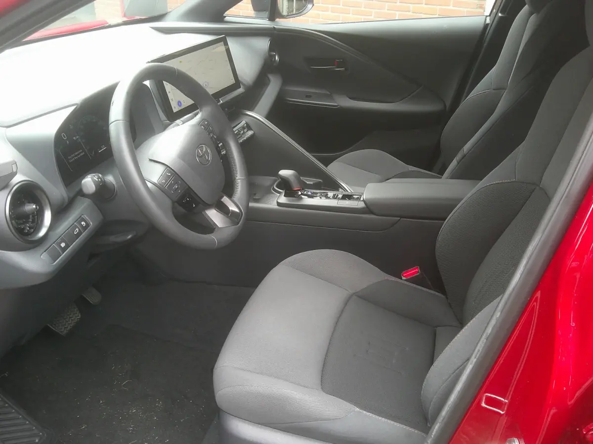 1.8 Hybrid 140 First Edition