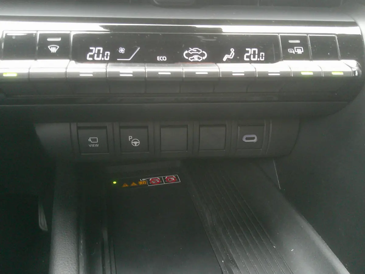 1.8 Hybrid 140 First Edition