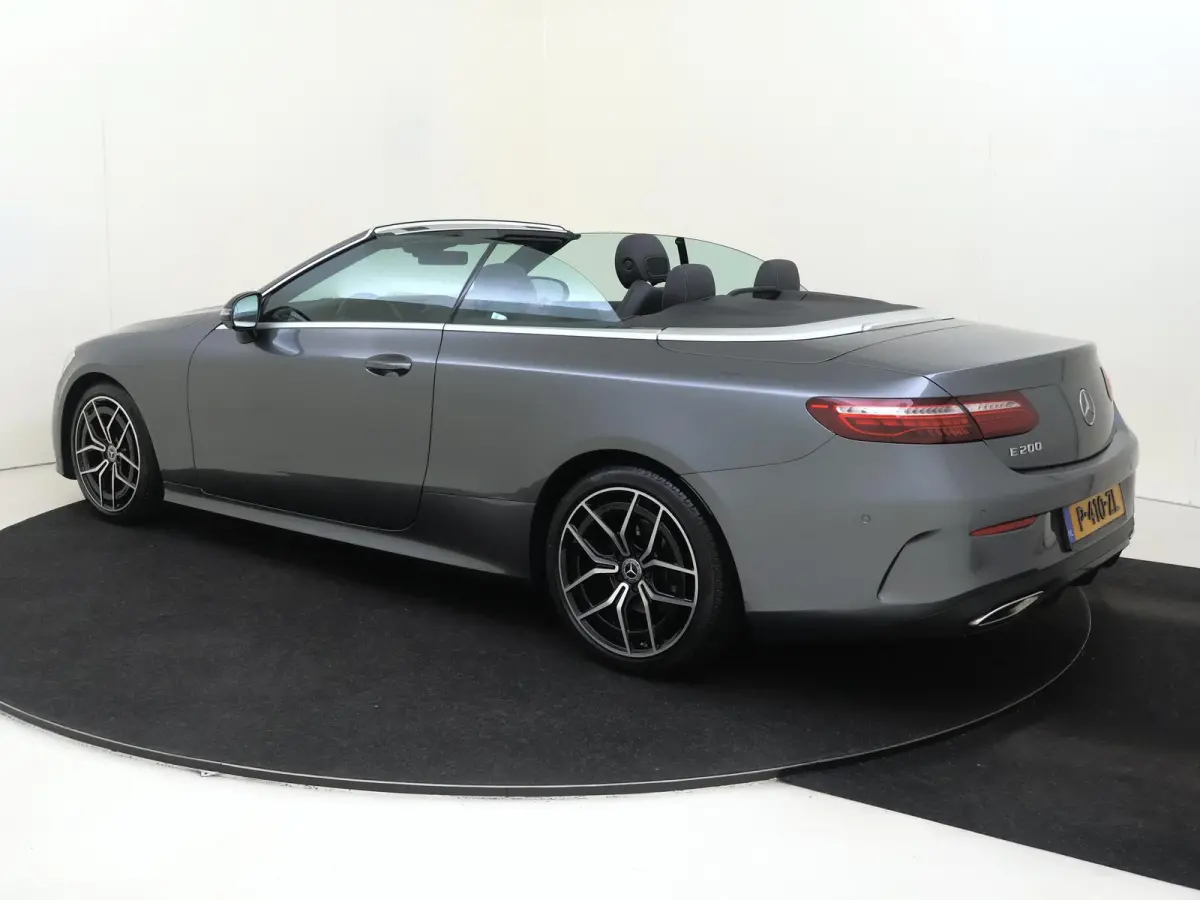 200 AMG Line Parkeercamera / Sfeerverlichting / Airscarf / Stoelverwarming /
