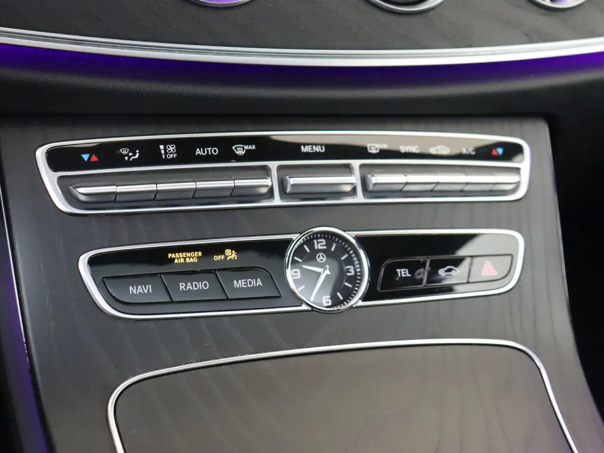 200 / Panoramadak/ Night/ 20 inch/ Burmester/ Memory/ Designo/ E53 Look/ Adap. onderstel