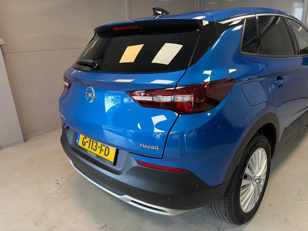 1.2 Turbo Innovation | | CLIMA | NAVI | CAMERA | 18"LMV |