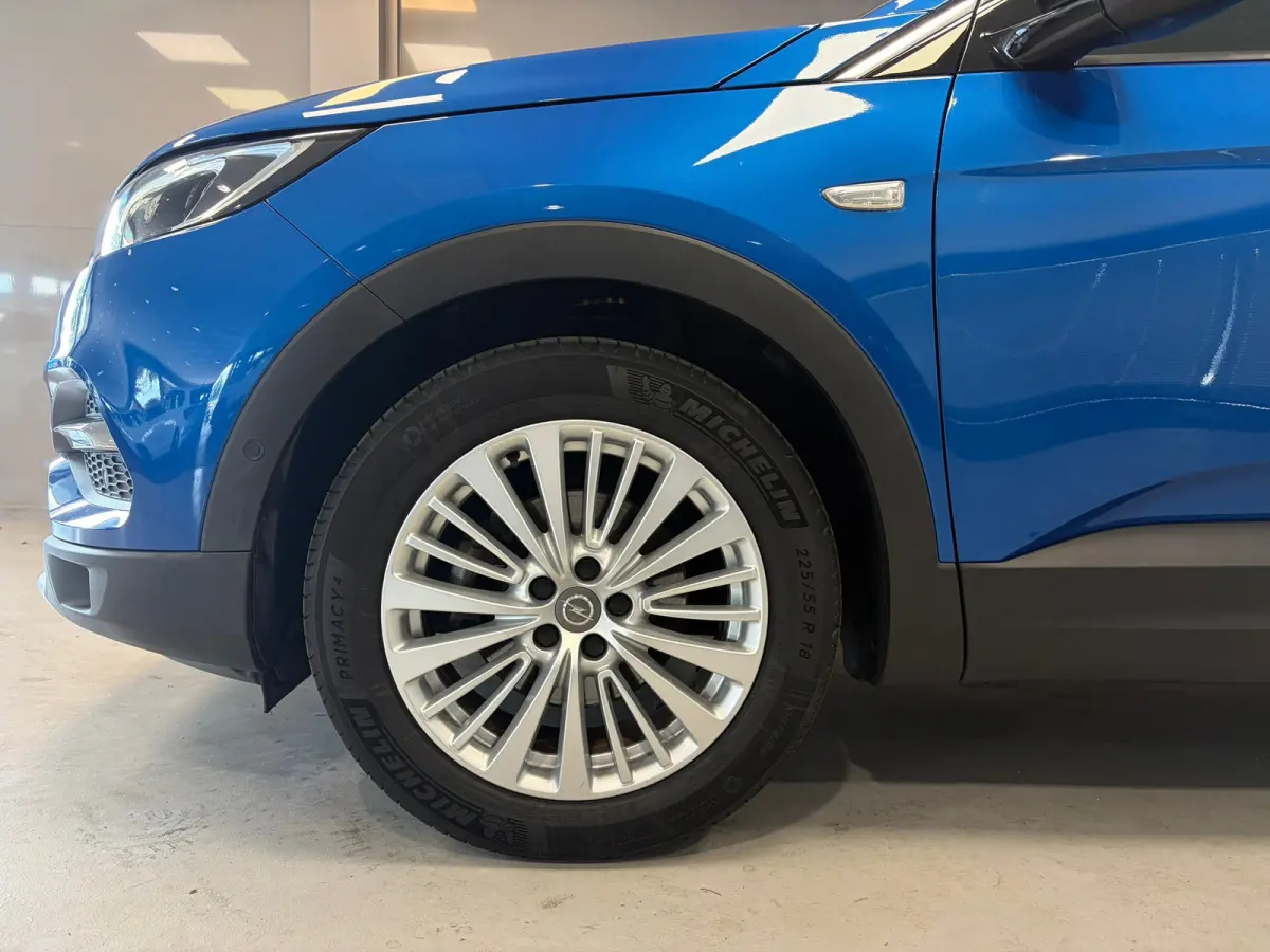 1.2 Turbo Innovation | | CLIMA | NAVI | CAMERA | 18"LMV |