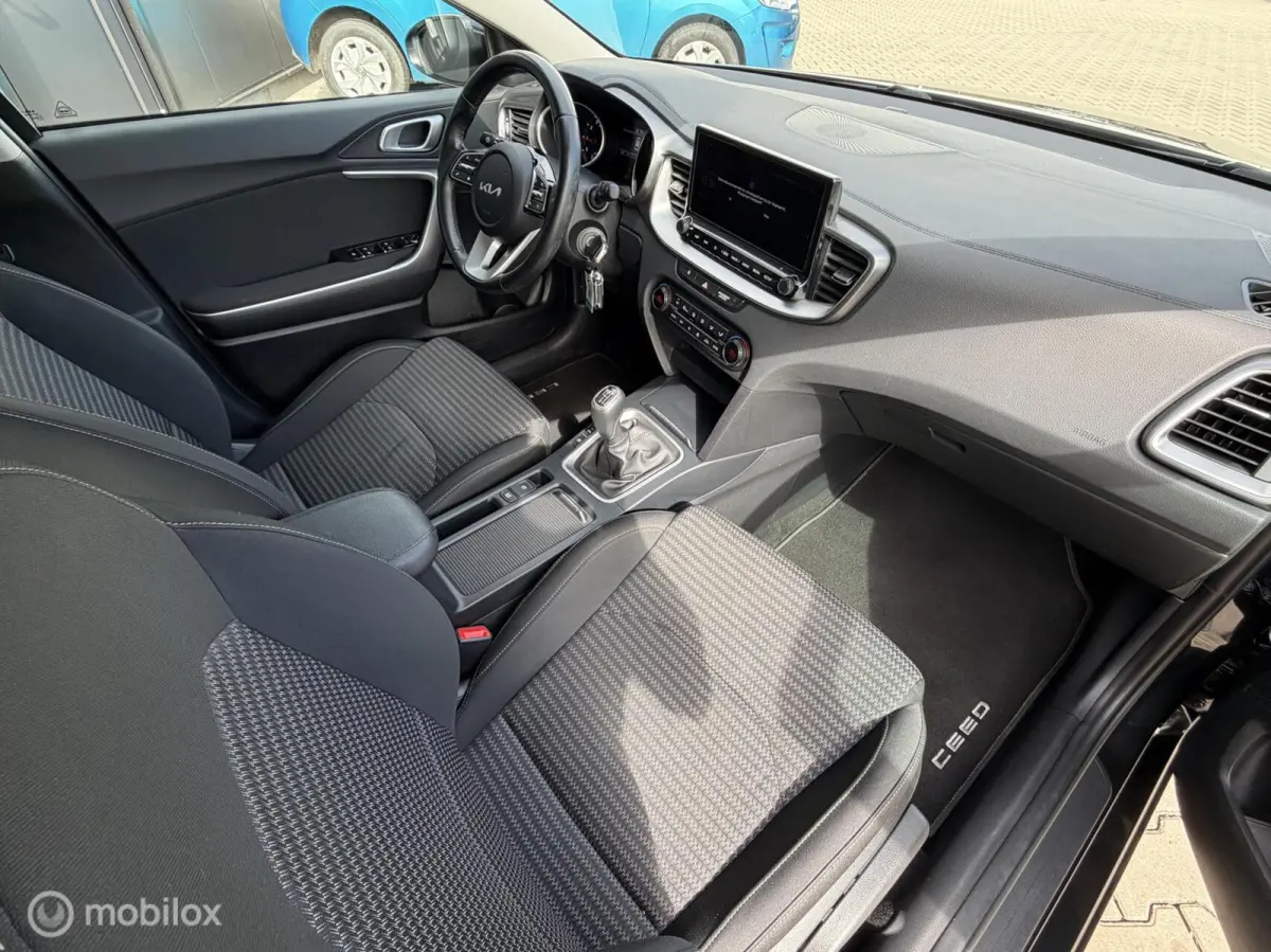 1.0 T-GDi DynamicLine | CRUISE | CARPLAY |