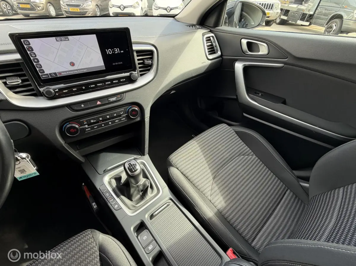 1.0 T-GDi DynamicLine | CRUISE | CARPLAY |