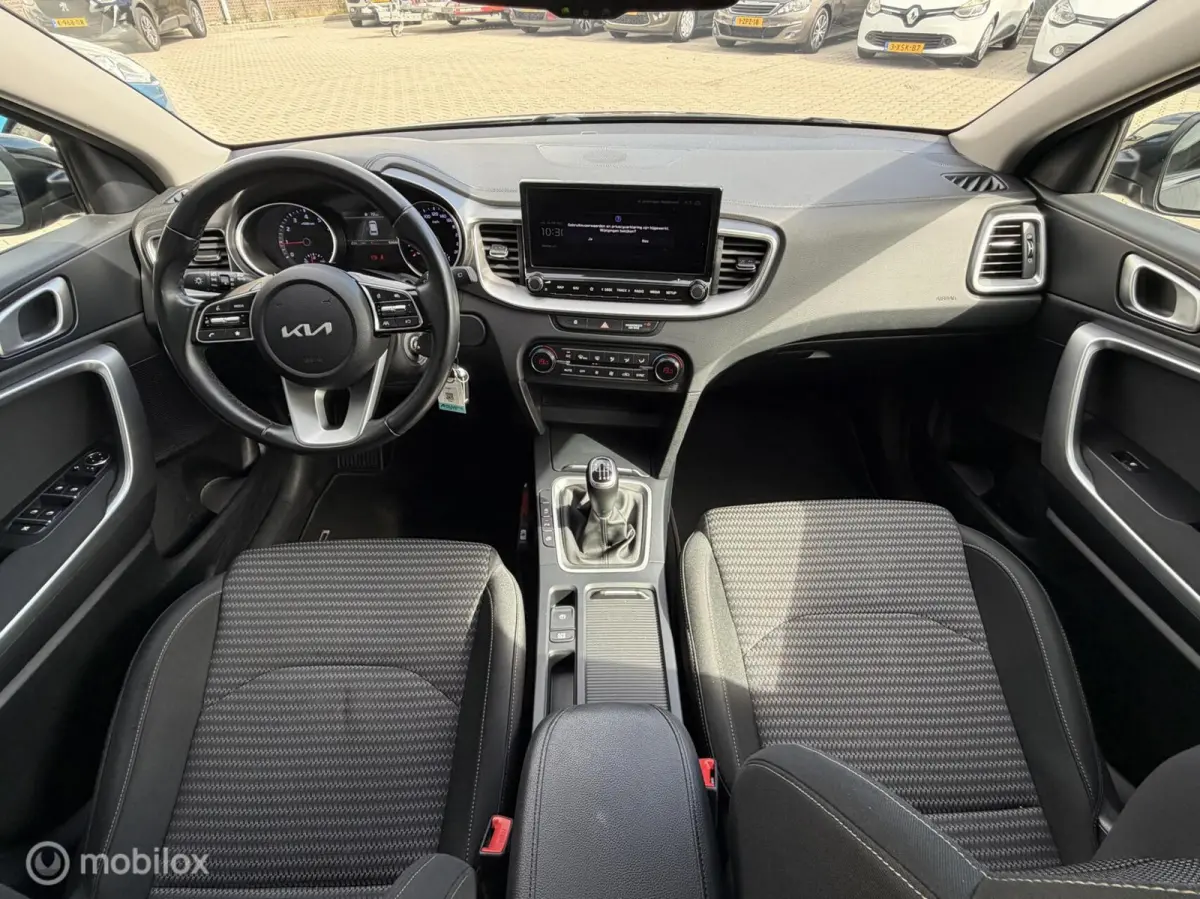 1.0 T-GDi DynamicLine | CRUISE | CARPLAY |