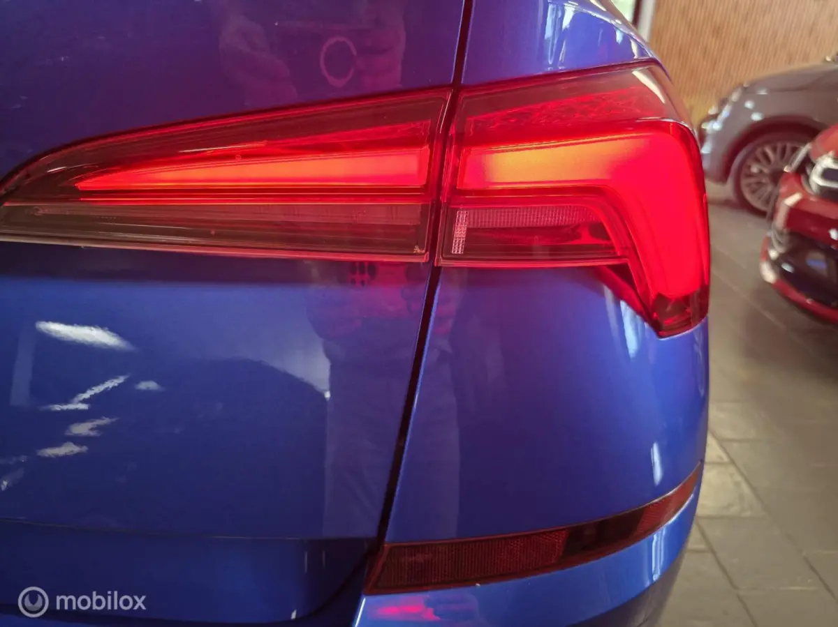 1.0 TSI Sport Business/ Panorama dak / Achteruitrij camera / Adaptieve cruise control /