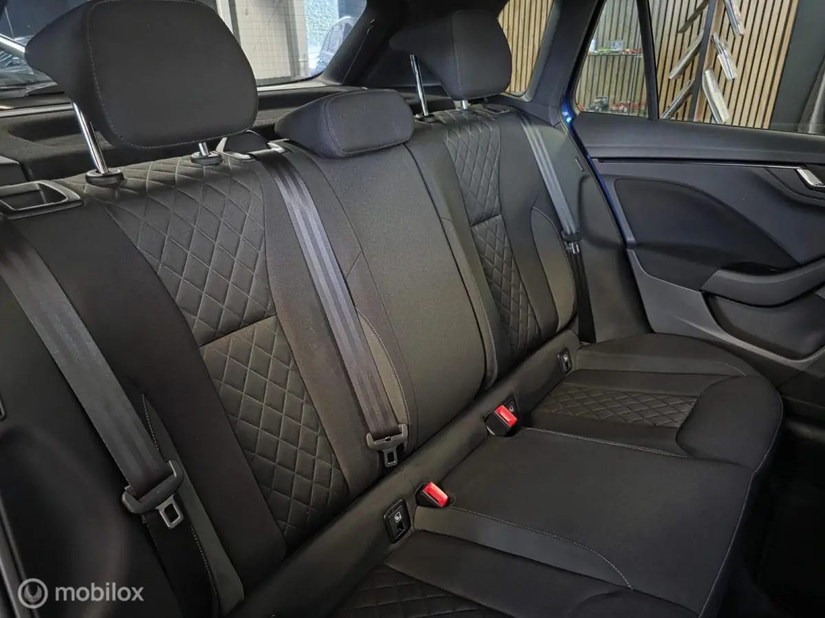 1.0 TSI Sport Business/ Panorama dak / Achteruitrij camera / Adaptieve cruise control /