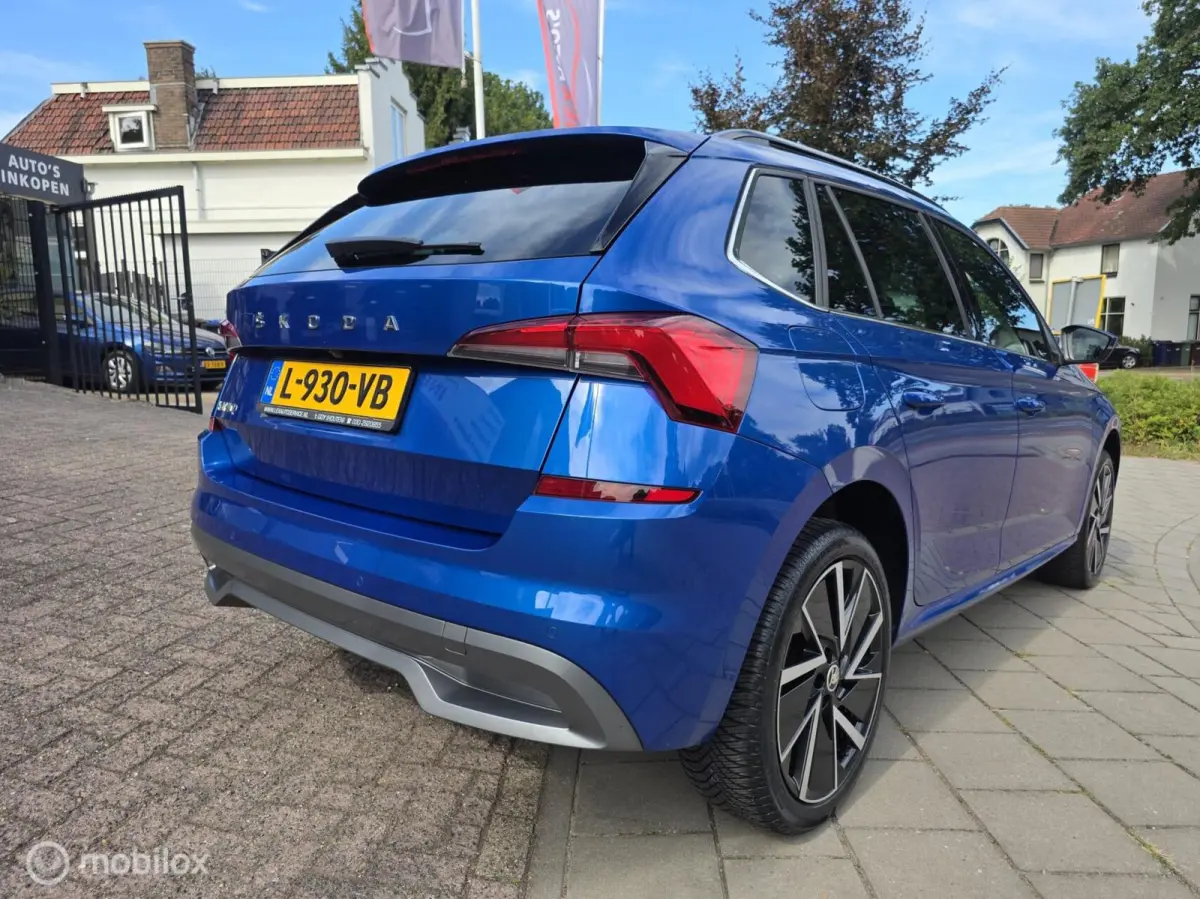 1.0 TSI Sport Business/ Panorama dak / Achteruitrij camera / Adaptieve cruise control /