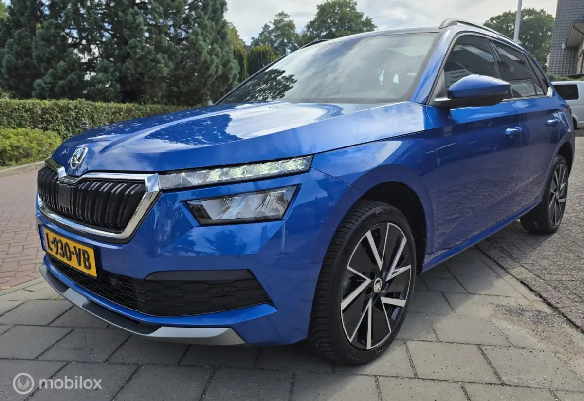 1.0 TSI Sport Business/ Panorama dak / Achteruitrij camera / Adaptieve cruise control /
