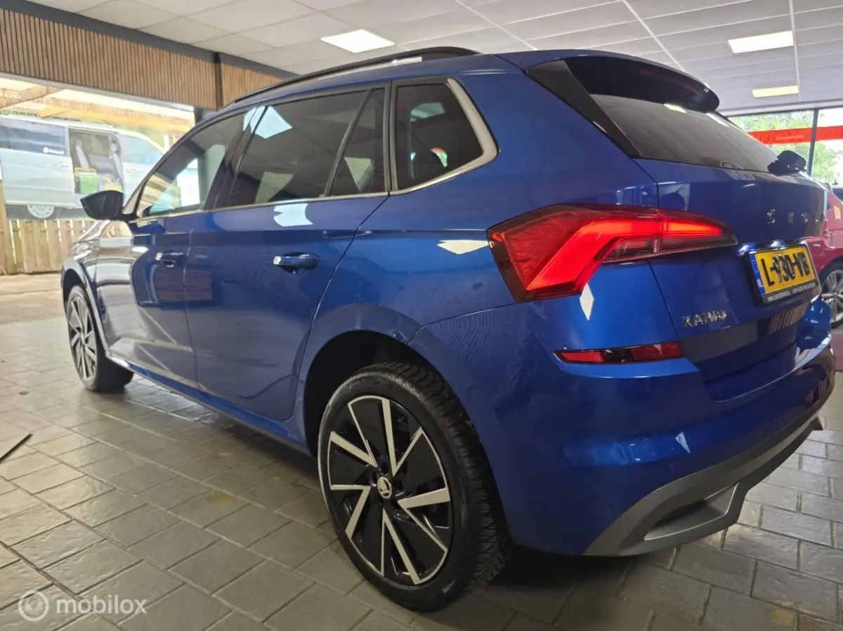 1.0 TSI Sport Business/ Panorama dak / Achteruitrij camera / Adaptieve cruise control /