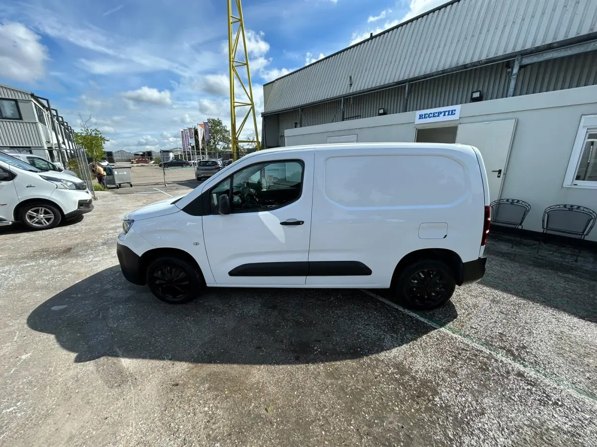 1.5 BlueHDI Asphalt 3 personen