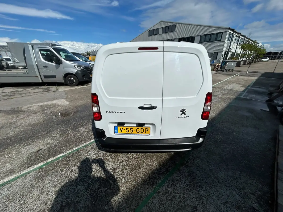 1.5 BlueHDI Asphalt 3 personen