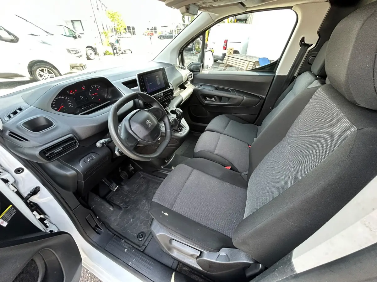 1.5 BlueHDI Asphalt 3 personen
