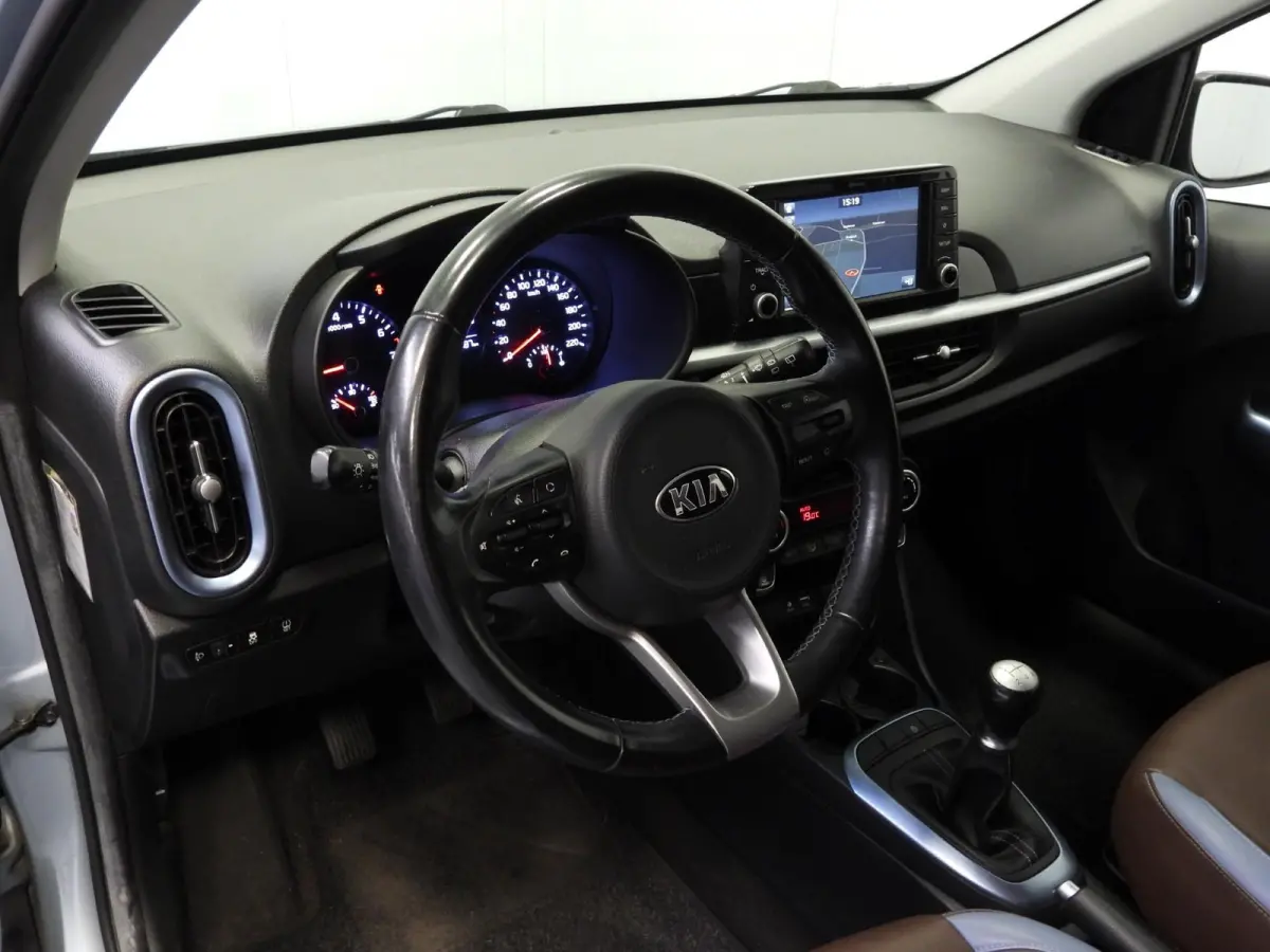 1.0 CVVT Design Edition LEER/NAVI/CAMERA/CRUISE/16"LMV!