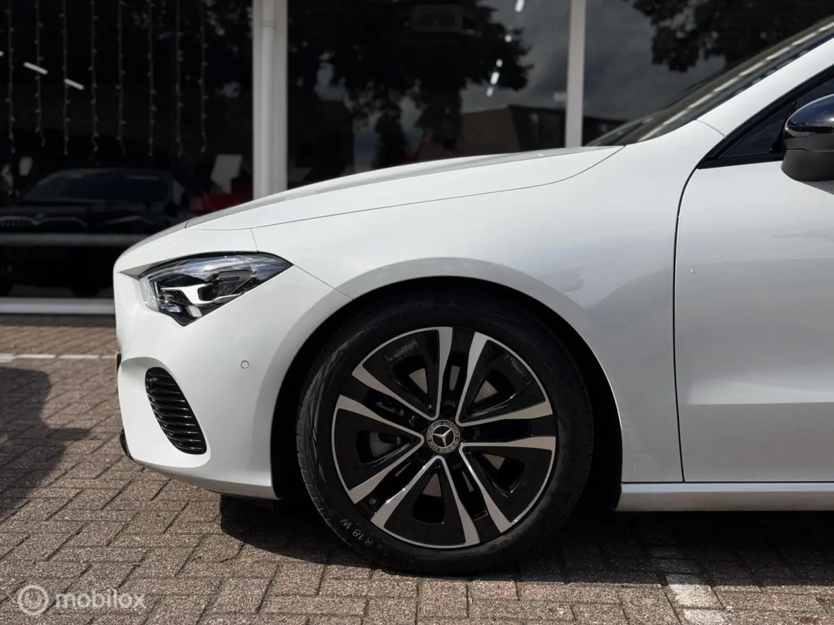 200 Luxury Line|5.000 KM|Pano|Sfeer|Led|Camera|