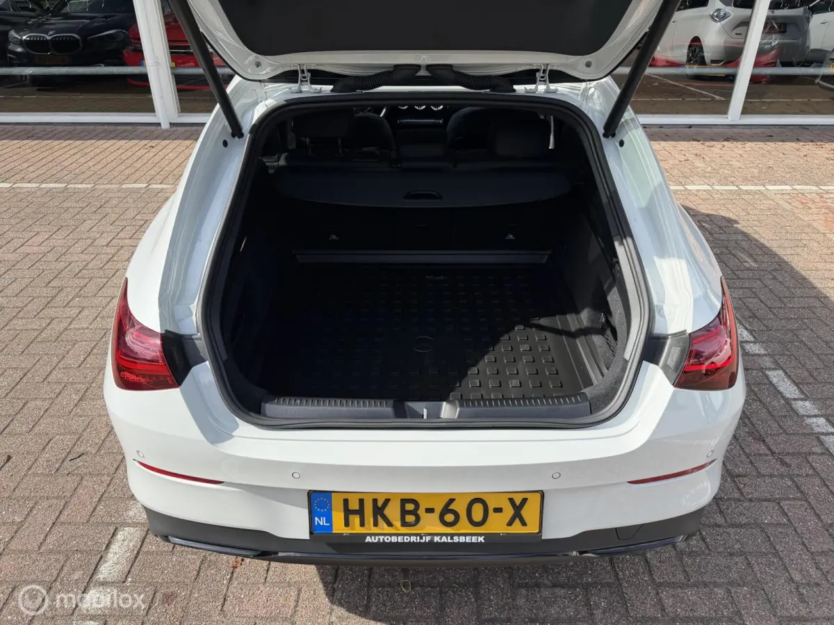 200 Luxury Line|5.000 KM|Pano|Sfeer|Led|Camera|