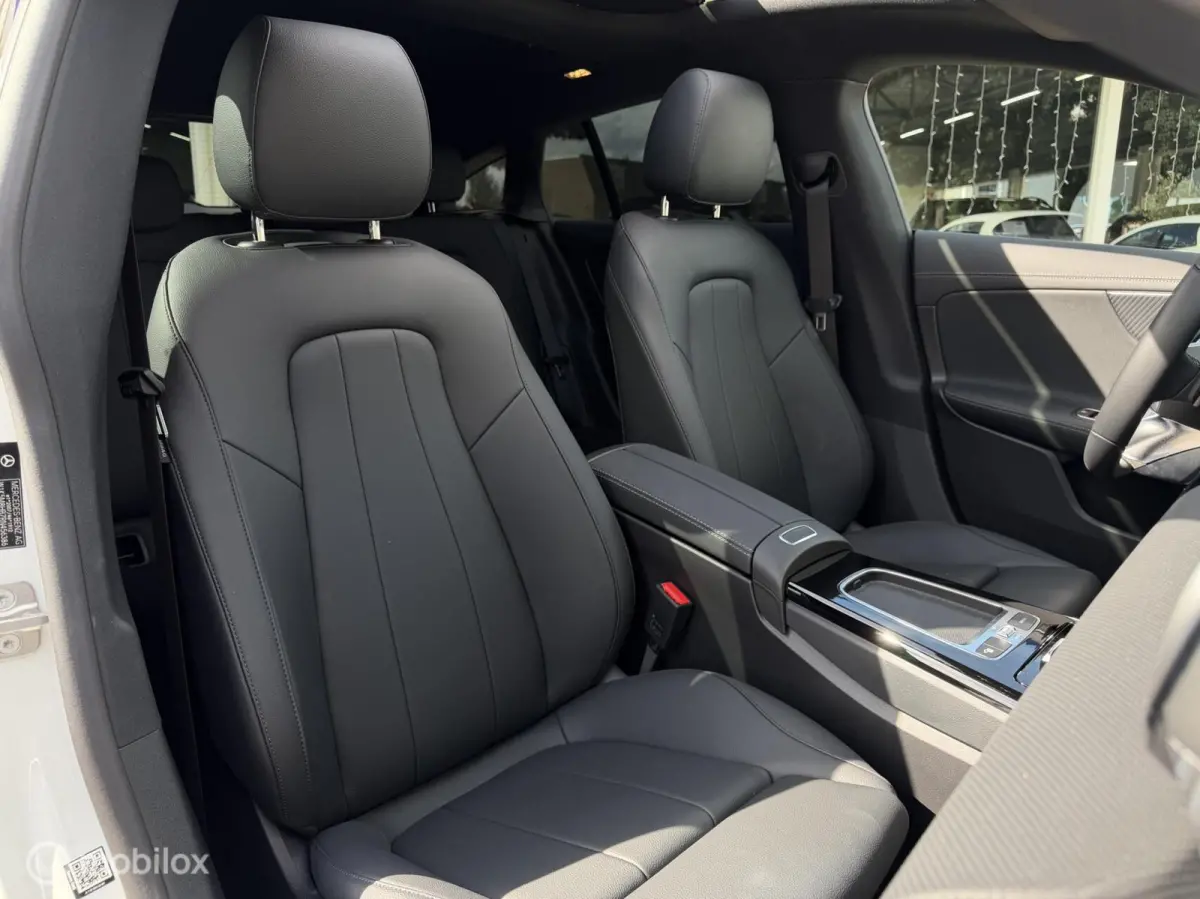 200 Luxury Line|5.000 KM|Pano|Sfeer|Led|Camera|