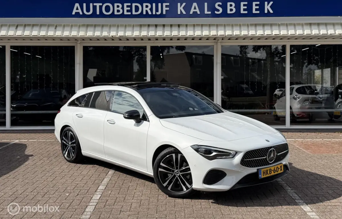 200 Luxury Line|5.000 KM|Pano|Sfeer|Led|Camera|