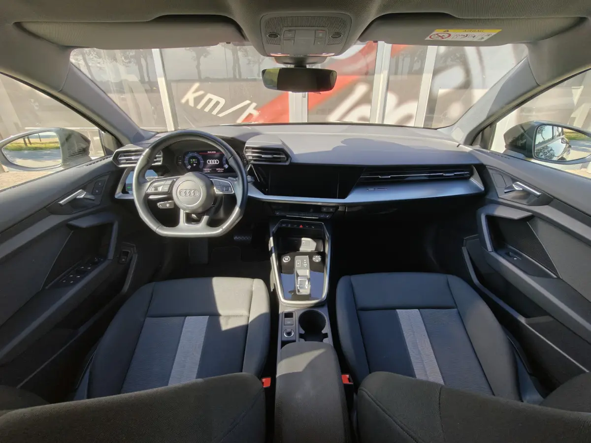 40 TFSI PHEV Advanced edition / Camera / PDC V+A / Carplay / Stoelverwarming /