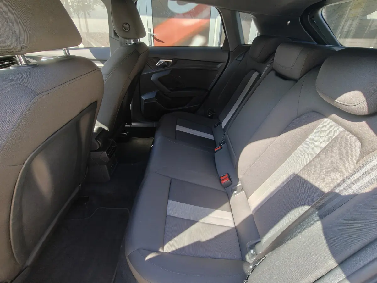 40 TFSI PHEV Advanced edition / Camera / PDC V+A / Carplay / Stoelverwarming /
