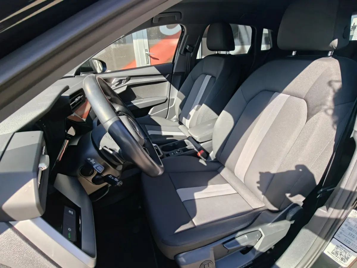 40 TFSI PHEV Advanced edition / Camera / PDC V+A / Carplay / Stoelverwarming /