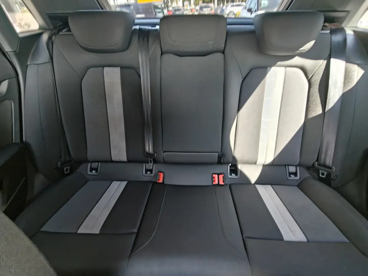40 TFSI PHEV Advanced edition / Camera / PDC V+A / Carplay / Stoelverwarming /